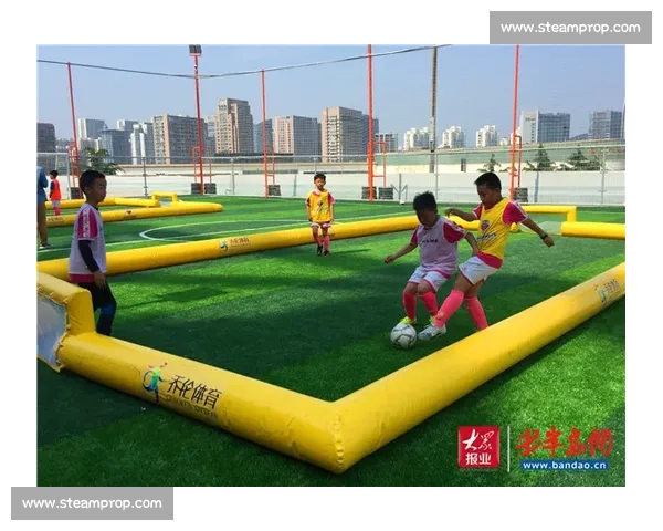 以足球基地为中心打造体育文化新地标推动青训与全民健身融合发展